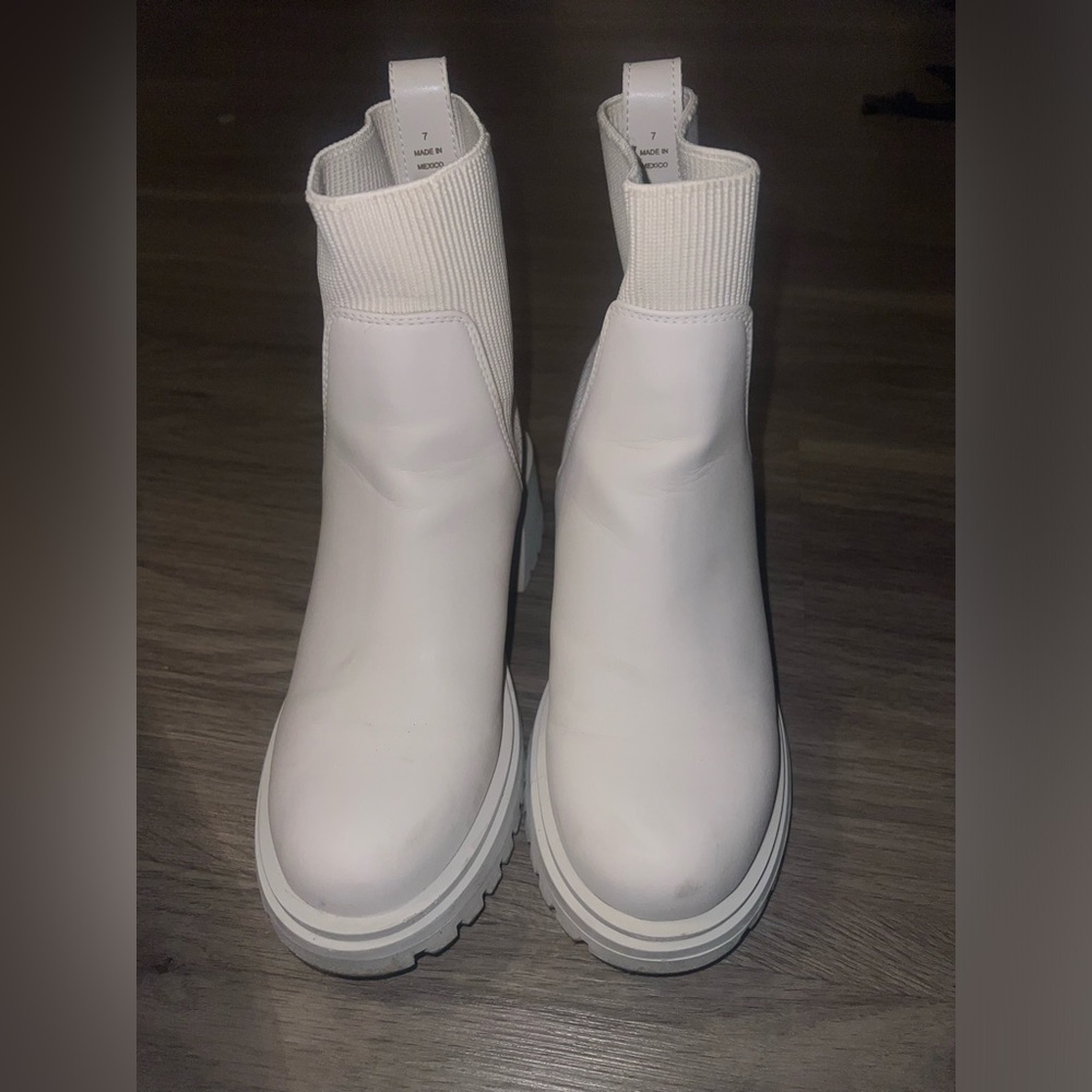 Steve Madden Boots
